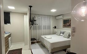 Studio novo no coração de Floripa